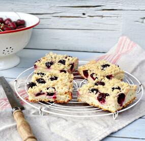 Kirschkuchen mit Streuseln