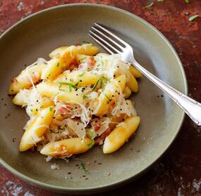 Schupfnudeln mit Sauerkraut und Speck