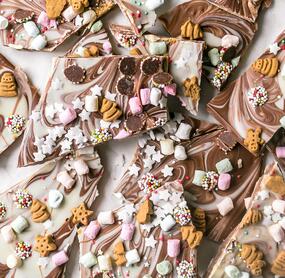 Weihnachtliche Bruchschokolade