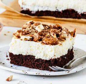 Gebrannte-Mandel-Blechkuchen