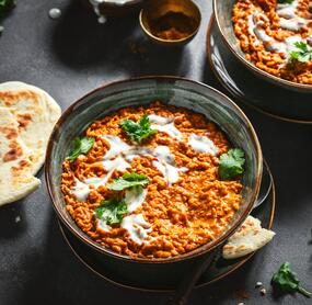 Rote-Linsen-Curry mit Kokosmilch