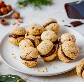 Baci di dama – Haselnussplätzchen mit Schokocreme