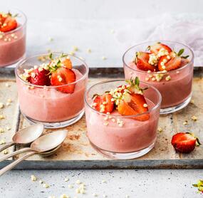 Erdbeermousse im Glas