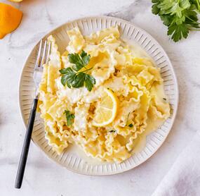 15-Minuten-Knoblauch-Zitronen-Pasta
