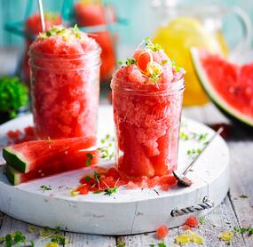 Wassermelonen-Zitronentee-Granita