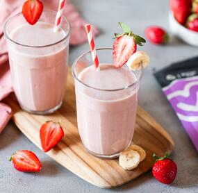Erdbeer-Bananen-Milchshake in 2 Schritten