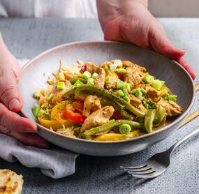 Asia-Geschnetzeltes mit Reis