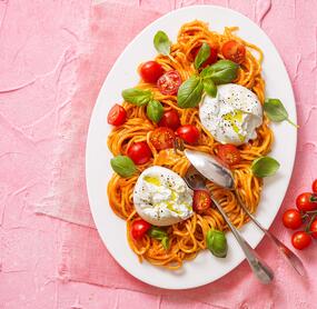 Spaghetti Tomate-Mozzarella Deluxe