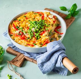 Penne-Frittata mit Erbsensalat