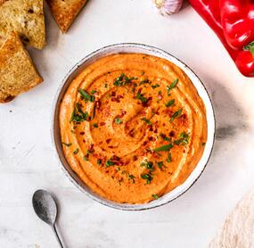Gerösteter Paprika-Dip