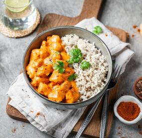 Indisches Butter Chicken mit Reis