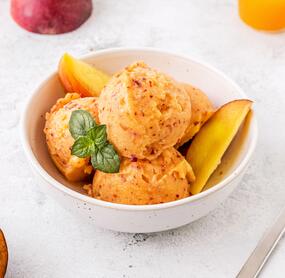 Pfirsich-Eis mit nur 3 Zutaten