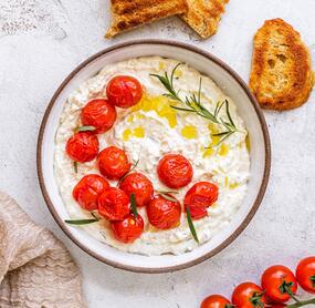 Feta-Creme mit Rösttomaten