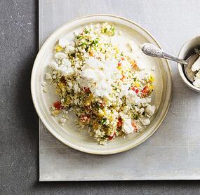 Leichter Blumenkohlreis-Salat mit Feta