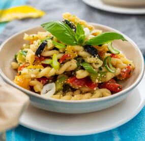 Italienischer Nudelsalat Tricolore