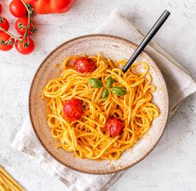 Roasted Paprika-Pasta mit Feta