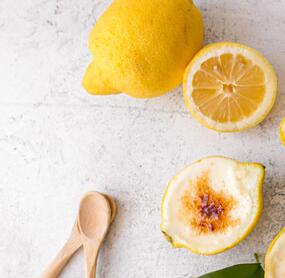 Zitronen-Posset à la Crème brulée