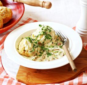 Semmelknödel mit Pilzrahm