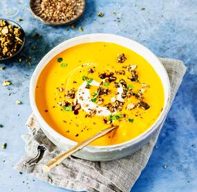Orientalische Low-Carb-Kürbissuppe