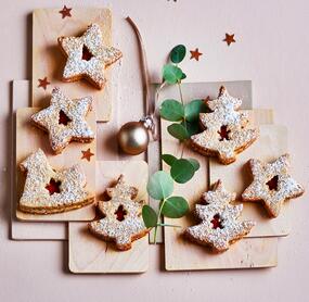 Linzer Plätzchen mit Haselnüssen