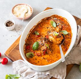 Hähnchen in cremiger Tomaten-Sahne-Soße