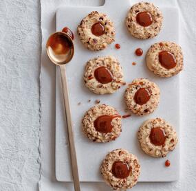 Karamell-Nuss-Plätzchen