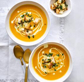 Knoblauch-Möhren-Süppchen