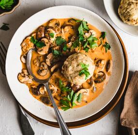 Knödel "Jäger-Art"