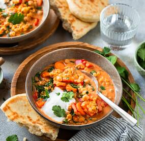 High-Protein-Linsencurry mit Kichererbsen und Spinat