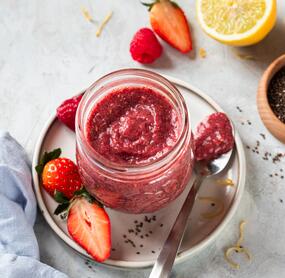 1 Glas Marmelade aus „Restbeeren“