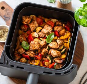 Airfryer-Hähnchen mit gemischtem Gemüse