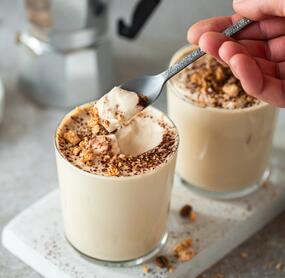 Cappuccino-Creme im Glas