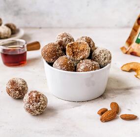 Apfel-Energy-Balls – schnell & gesund