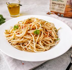 One-Pot-Spaghetti aglio e olio wie in Italien!