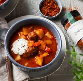 Würziges Gulasch Balkan Style
