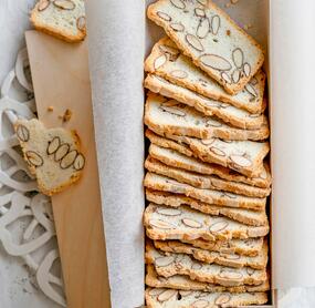 Einfache Mandel-Blättchen