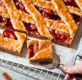 Schnelle Linzertorte vom Blech