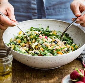 Schneller Proteinsalat mit Thunfisch