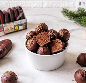 Lebkuchen-Kugeln aus 4 Zutaten