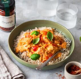 Hähnchen in Bruschetta-Schmand-Soße