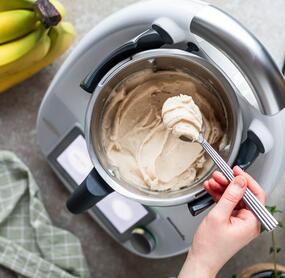 Ultracremiges Bananeneis