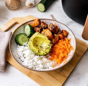 Lachs-Avocado-Bowl mit Airfryer