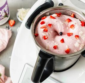 Erdbeer-Kokos-Protein Softeis