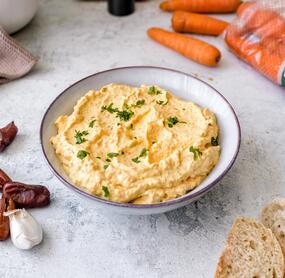 Currydip mit Möhren