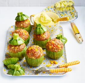 Gefüllte Zucchini con Carne