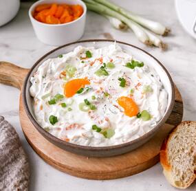 Frischkäse-Lauch Aufstrich mit Mandarinen