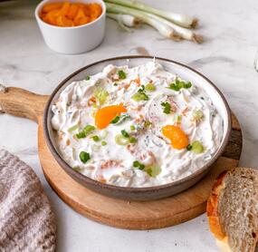 Frischkäse-Lauch Aufstrich mit Mandarinen