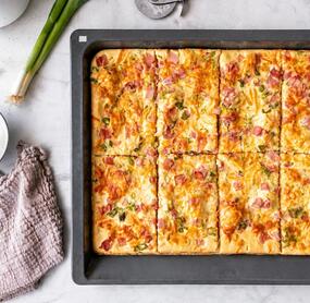 Ofenpfannkuchen Flammkuchen Style