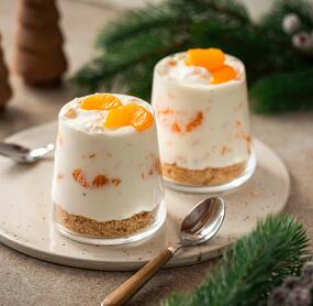 Käse-Sahne-Dessert mit Mandarinen