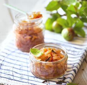 Rotes Zwiebelchutney